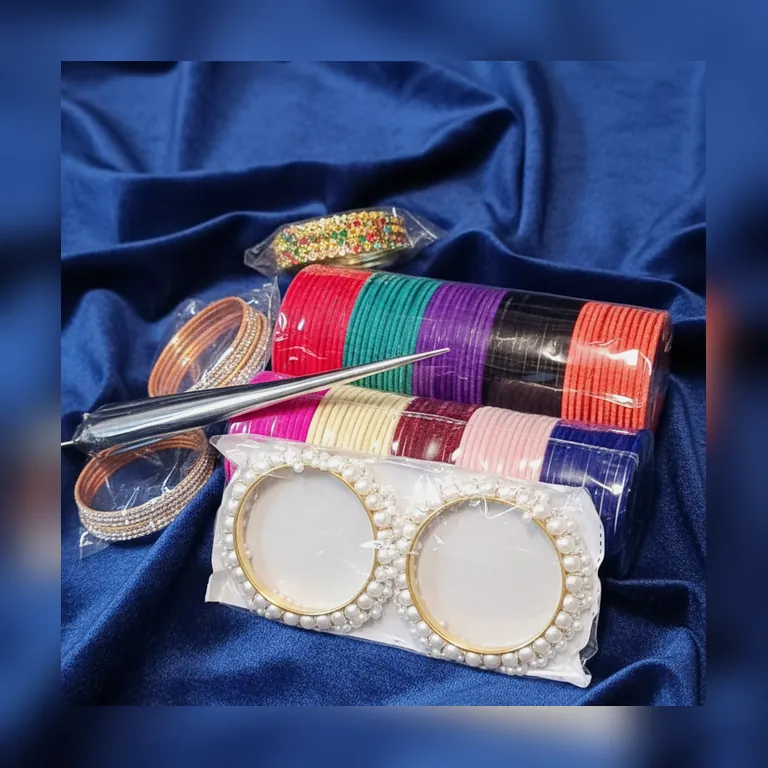 Deal box Multicolor Sparkle Glass Bangles Set with Karay - Size 2.8 - Set 2