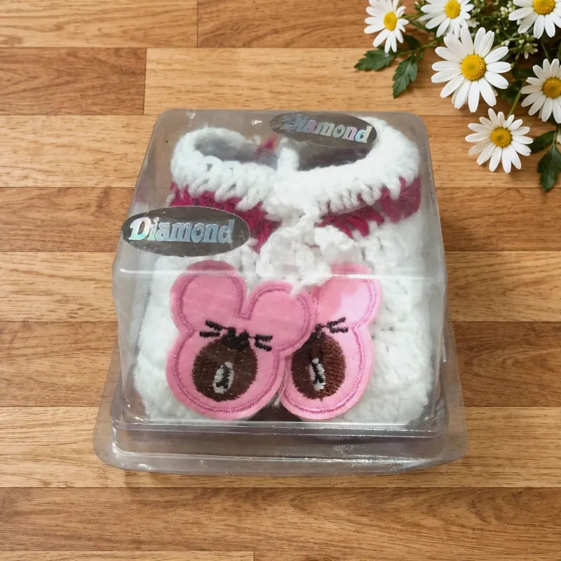 Cute Soft Sole Black Grid New Born Baby Shoes - Set 5