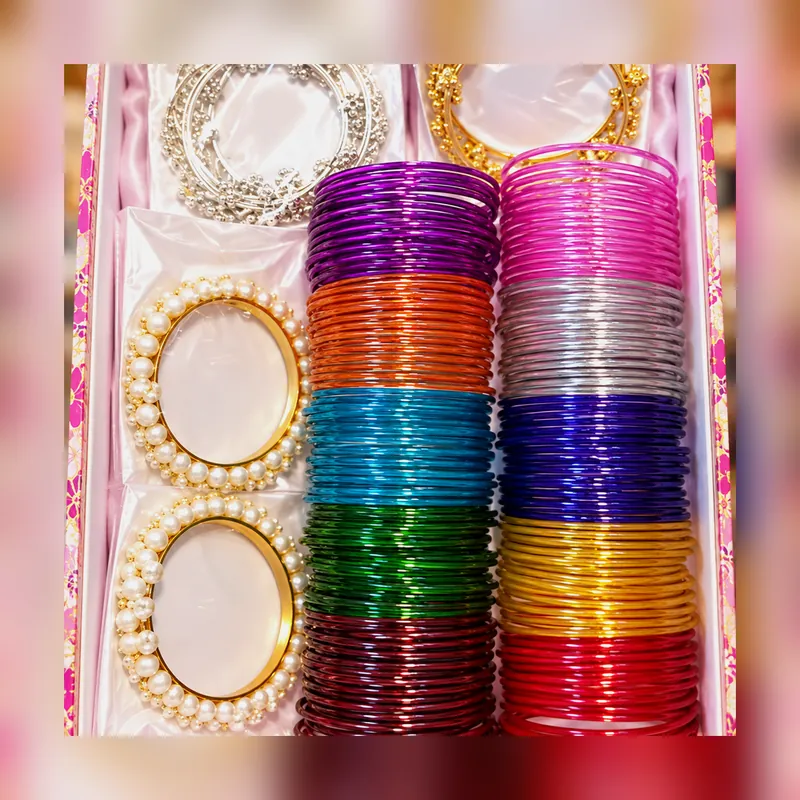 Glass Beautifull Deal Box 26 24 Glass Bangles - Set 5