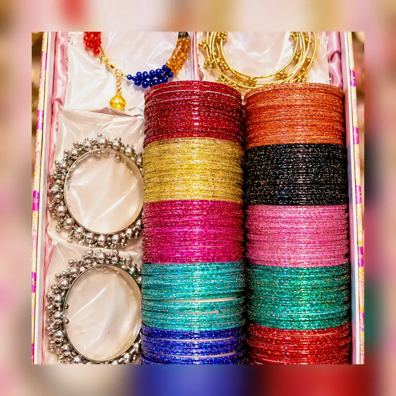Glass Beautifull Deal Box 26 24 Glass Bangles - Set 9