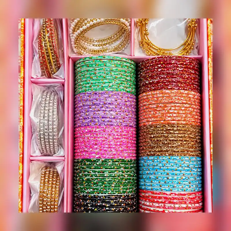 Glass Beautifull Deal Box 26 24 Glass Bangles - Set 11